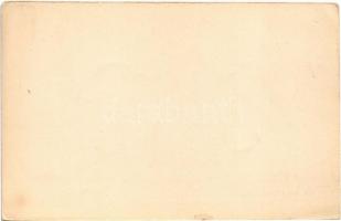 Dakar, Négresse se faisant coiffer / African folklore (non PC) (fl)