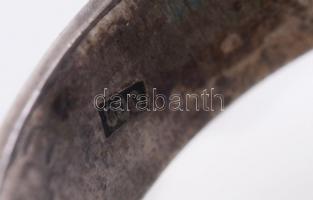 Ezüst(Ag) gyűrű, filigrán díszítéssel, jelzett, méret: 62, nettó: 10,08 g