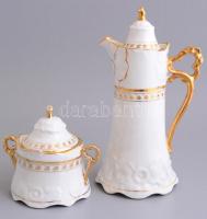 Aranyozott porcelán kávéskészlet. Hat személyes, teljes. 1 db tálca, 1 db kiöntő, 1 db cukortartó, 6...