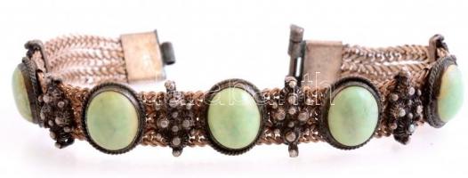 Ezüst(Ag) karkötő, zöld kövekkel, jelzett, h: 17,5 cm, bruttó: 34,01 g