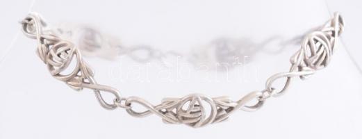 Ezüst(Ag) karkötő, jelzett, h: 18 cm, nettó: 10,22 g