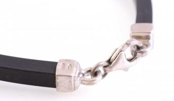 Kaucsuk karkötő ezüst(Ag) elemekkel, jelzett, bruttó: 7,44 g