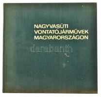 Lányi-Lovász-Mohay-Szontágh- Villányi: Nagyvasúti vontatójárművek Magyarországon. Bp., 1984, Közlekedési Dokumentációs Vállalat. Kiadói egészvászon kötésben.