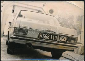 1970 Ausztria Mercedes 220D autó fotója 18x13 cm Hajtásnyommal