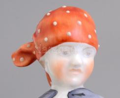 Herendi libát etető lányka. Kézzel festett, jelzett, hibátlan m: 19 cm