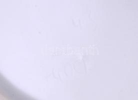 Herendi gyümölcsmintás porcelán áttört kosár, kézzel festett, jelzett, fülénél restaurált, 34×25 cm