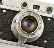 cca 1950 Zorkij-1C távmérős fényképezőgép, eredeti bőr tokjában, működőképes állapotban Industar22 o...