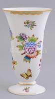 Herendi viktória mintás porcelán váza, kézzel festett, jelzett, kis kopással, m: 18 cm
