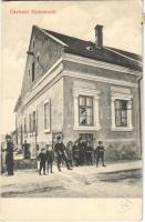 1914 Miskolc, utca, gyerekek. Grünwald Ignác kiadása (EK)