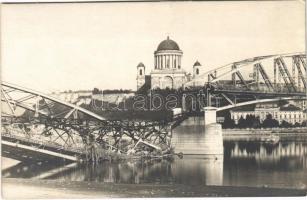 1920 Párkány, Parkan, Stúrovo; felrobbantott Duna híd, szemben esztergomi Bazilika / destroyed bridge. photo