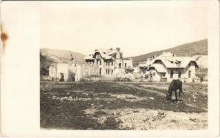 ~1917 Sósmező, Poiana Sarata; első világháborúban összelőtt vámház (már románföld) / WWI destruction, destroyed customs office. photo