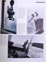 Nigel Hawkes: A világ építészete. Az építészet világa. Az ókortól a XXI. századig. Bp.,1990, Gullive...