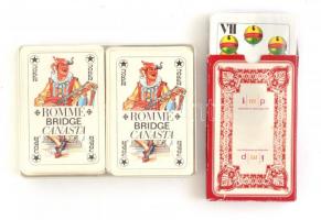 3 pakli kártya, közte magyar és francia