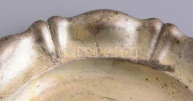 Ezüst (Ag) hólyagos peremű tálca. Jelzett, d: 19 cm, 192g