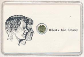 DN Robert és John Kennedy jelzetlen modern mini Au pénz, lezárt, eredeti műanyag tokban (0.333/10mm) T:1 patina ND Robert and John Kennedy modern mini Au coin without hallmark, in sealed plastic case (0.333/10mm) C:UNC patina