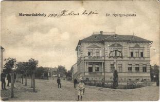 1907 Marosvásárhely, Targu Mures; Dr. Nyerges palota / street view, palace (lyuk / hole)