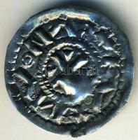 Géza herceg 1064-74. Denár Ag ÉH.12 T:2- középen benyomódással