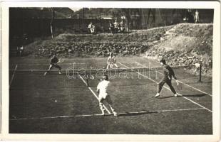 Tenisz meccs / tennis match. photo
