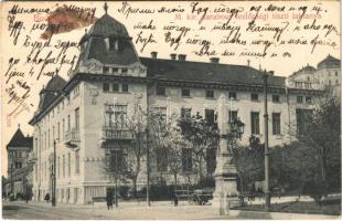 1908 Budapest I. M. kir. darabont testőrségi tiszti laktanya. Attila út 12. Taussig A. kiadása