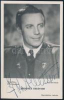 cca 1949 Johannes Heesters (1903-2011) holland származású, 1936 óta Németországban élt és dolgozott színész, zenész és énekes autográf aláírása őt ábrázoló fotólapon / autograph signature on photocard