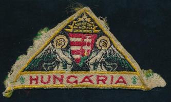 Hungária címeres felvarró, 7,5×4,5 cm
