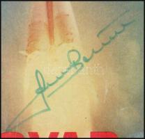 1980 Magyar Űrhajós a világűrben képes magazin, Farkas Bertalan aláírásával a címlapon