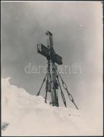 cca 1930 Glockner kereszt Gross Glockner hegyen. 24x18 cm