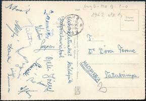 1962 Labdarúgók aláírása Jugoszláviából hazaküldött képeslapon (Komora, Szepesi, Novák, stb.)