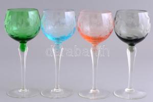 4 db színes boros pohár, egyik belső peremén apró csorbával, m: 18,5 cm