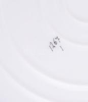 2 db porcelán tál virág mintás dekorral, kézzel festett, jelzés nélkül, kopásnyomokkal, egyik kerek,...