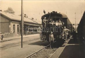 1934 Komárom, Komárnó; vasútállomás, vonat / railway station, train. photo