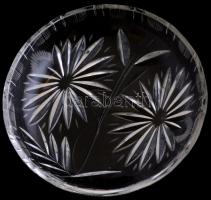 Virágmintás metszett üveg tálka, karcolásokkal, d: 15 cm
