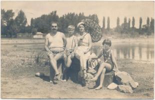 1930 Balatonalmádi, strand, család korabeli fürdőruhában. photo