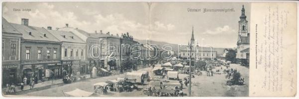 1905 Máramarossziget, Sighetu Marmatiei; piac tér, árusok, gyógyszertár, Lebovits Farkas, Zombory C. Zoltán, Honig József, Steinmetz Salamon üzlete, Korona szálló és kávéház. Két részes kihajtható panorámalap / market, shops, pharmacy, hotel and cafe. 2-tiled folding panoramacard (EK)