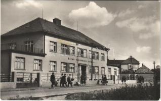 1964 Szakolca, Skalica; utca / street view (EB)