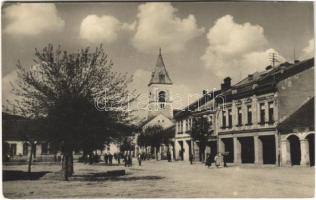 1958 Kiszucaújhely, Kysucké Nové Mesto; Fő utca, templom, üzletek / main street, church, shops (Rb)