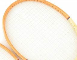 2 db retró tollasütő: Pajtás és Boy márkájú, jó állapotban 66 cm