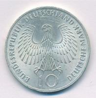 NSZK 1972J 10M Ag "Olimpia-München / Olimpiai Láng" T:1-
FRG 1972J 10 Mark Ag "Olymp...