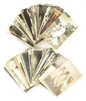 cca 1950-80 kb. 160 db fotó, portrék, életképek, nyaraláson készült felvételek, részben hátoldalán feliratozott, 14x9 cm