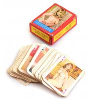cca 1980 erotikus mini franci kártya pakli eredeti dobozában, 4,2x3 cm