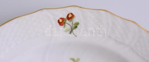 Herendi porcelán süteményes készlet, virág dekoral és aranyszínű peremmel, 1 db tál és 6 db tányér k...