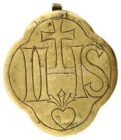 XIX. sz. eleje: Ereklyetartó. Réz, vésett díszítéssel, belül ezüst sújtással 7,5x6,5 cm / Relic hold...