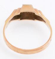 Arany (Au) gyűrű 14k jelzett, szintetikus kővel 2,5 g m: 59