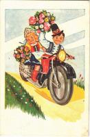 1939 Magyar folklór művészlap, motorbicikli / Hungarian folklore art postcard, motorcycle s: Gyulai (EK)