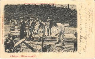 1902 Rónaszék, Rohnen, Costiui (Máramaros, Maramures); Munkások munkában a bányában. Kaufman Ábrahám kiadása / workers in the mine (EK)