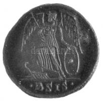 Római Birodalom / Siscia / I. Constantinus 334-335. AE Follis Cu (2,54g) T:1- Roman Empire / Siscia / Constantine I 334-335. AE Follis Cu CONSTAN-TINOPOLIS / .BSIS. (2,54g) C:AU RIC VII 241