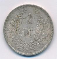 Kína 1921. 1$ (1Y) Ag "Yüan Shihkai" 7 karakter (26,98g) T:2 patina, kis ph. China 1921. 1...