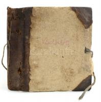 1787-1807 Soltvadkert (Vadkert) templomi pénztárkönyv, elszámolókönyv. Kézzel írt bejegyzésekkel kia...