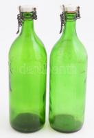Régi zöld színű üvegek, 1 db sima és 1 db kristályvizes, kopásnyomokkal, m: 29,5 cm