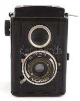 Voigtländer Brillant TLR fényképezőgép Voigtar 1,7 f:7,5 cm, eredeti bőr tokjával, kissé kopottas, m...